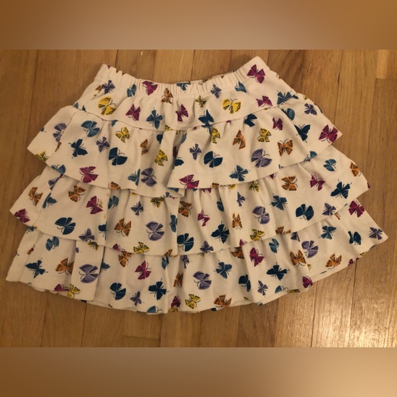 Set of 2 (two) Hanna Andersson skorts - Picture 2 of 5